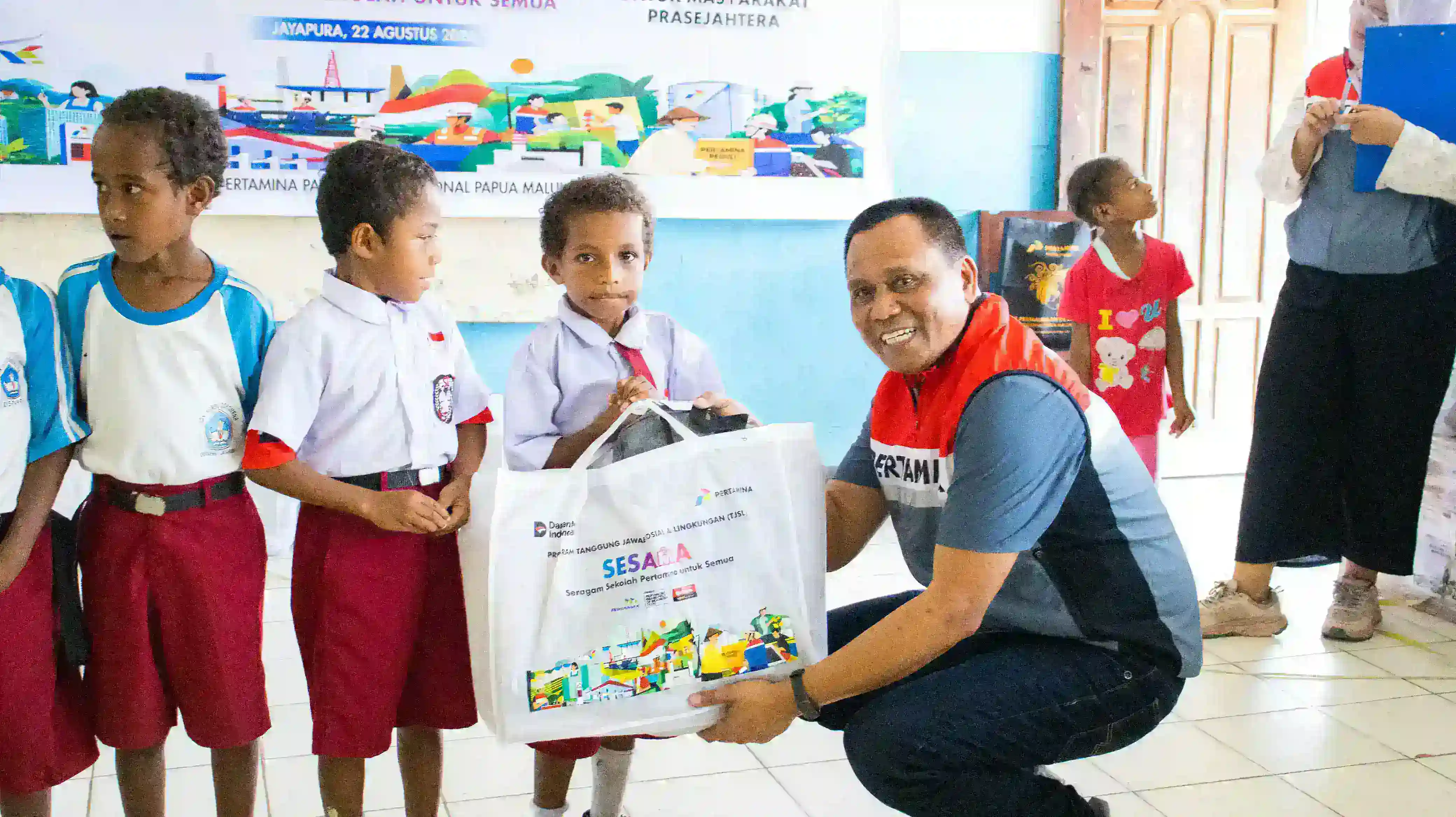 Program SESAMA Pertamina Hadir dan Dukung Semangat Belajar Anak-anak di Doromena Papua