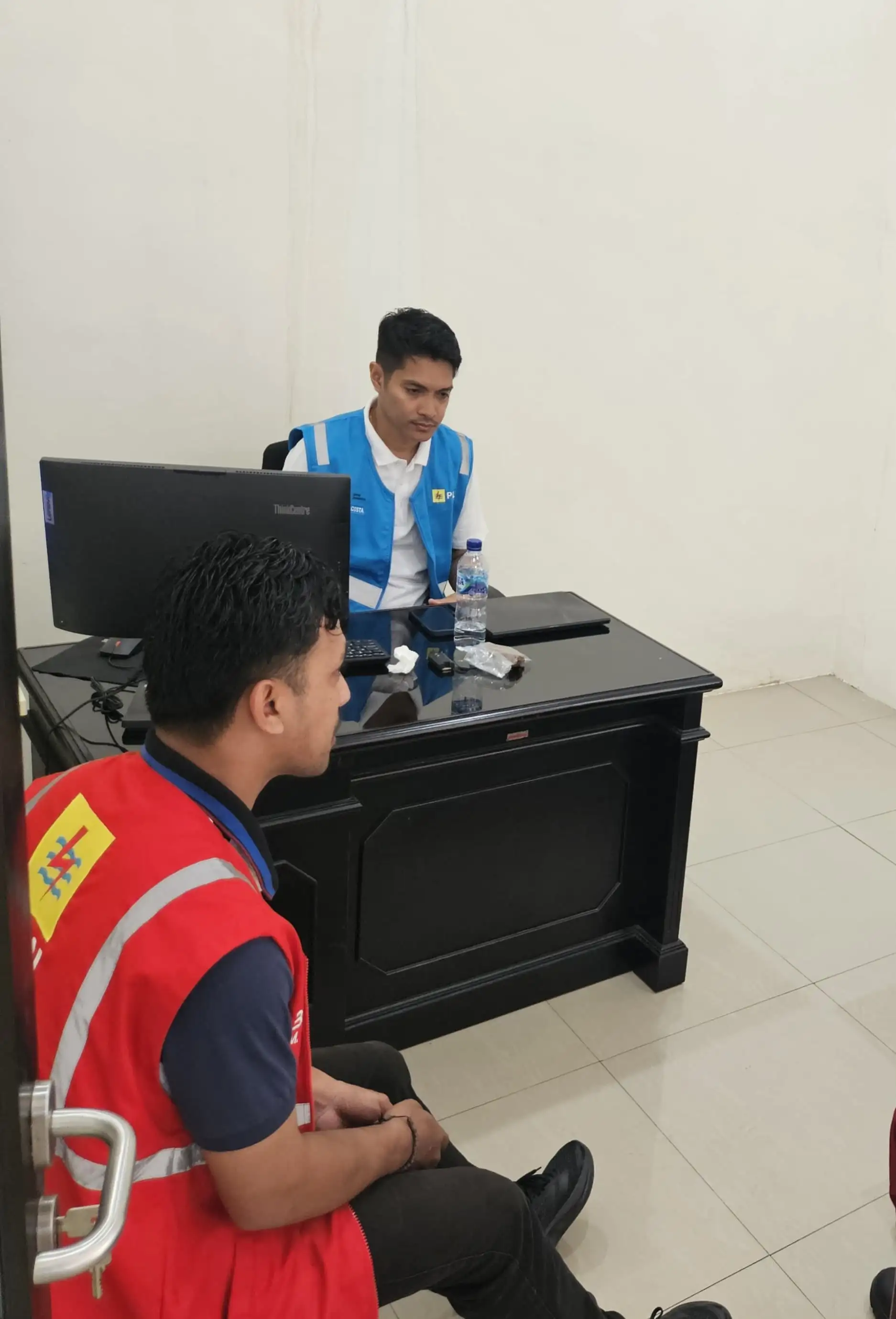 MANAGER ULP PT, PLN ( Persero ) RAYON SAPARUA MINTA MAAF ATAS PEMADAMAN LISTRIK DI SAPARUA AKHIR AKHIR INI